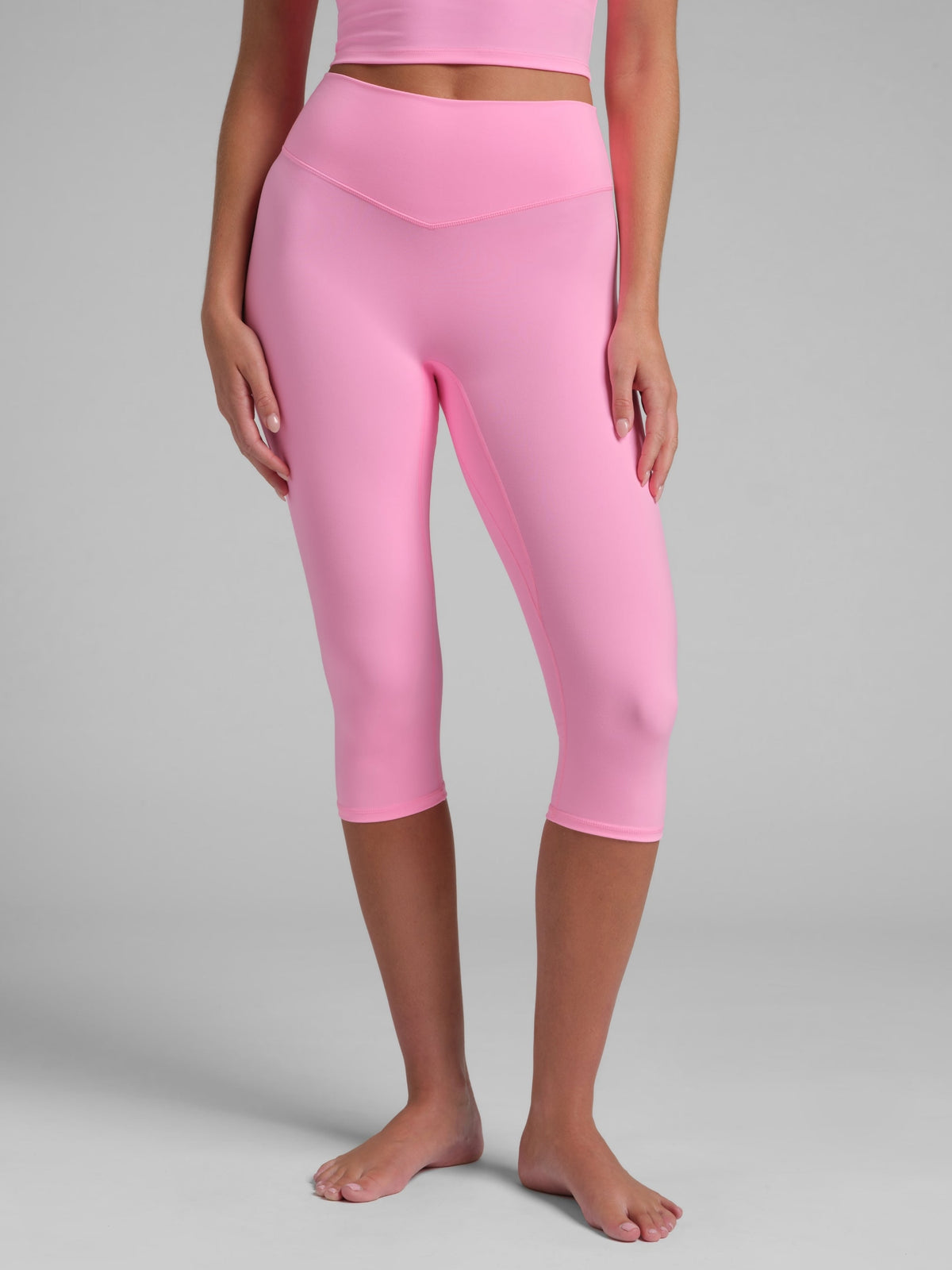 ComfrtCore™ 2.0 High-Waist Capri 18"