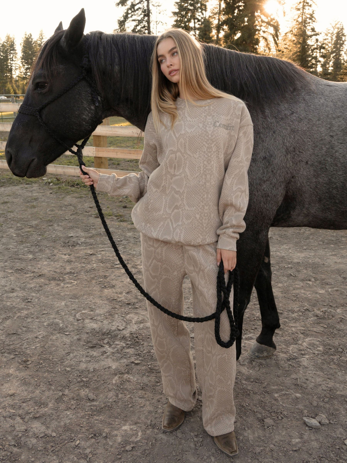 Minimalist Straight Leg Sweatpants