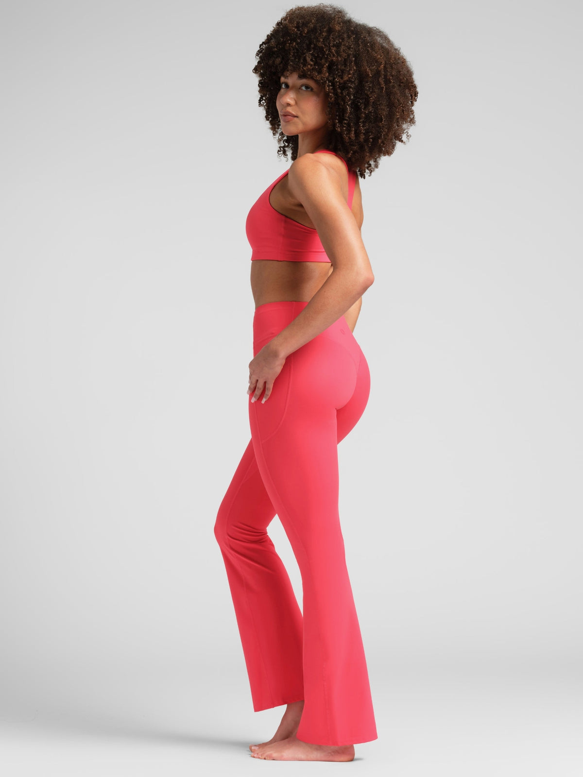 ComfrtCore™ 2.0 Sculpt High-Waist Flare Legging